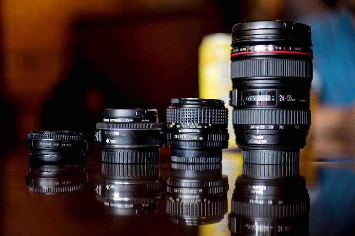 We mend camera lenses for any brand of camera
